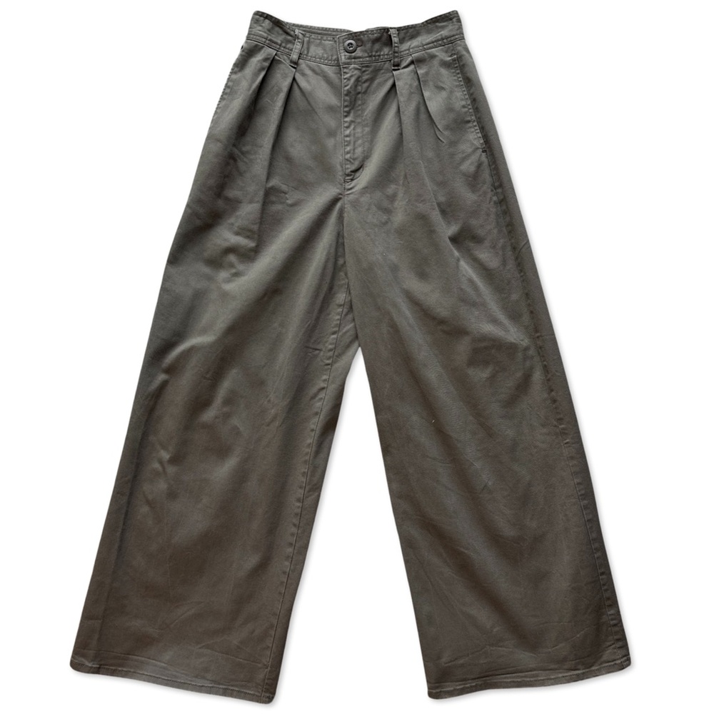 Green pants